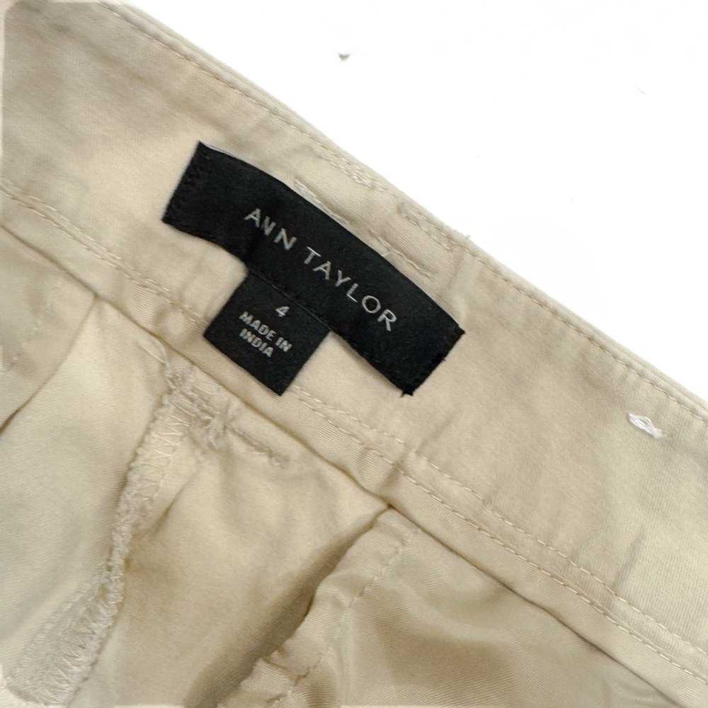 Ann Taylor Khaki capri pant ❤️ - Picture 5 of 5